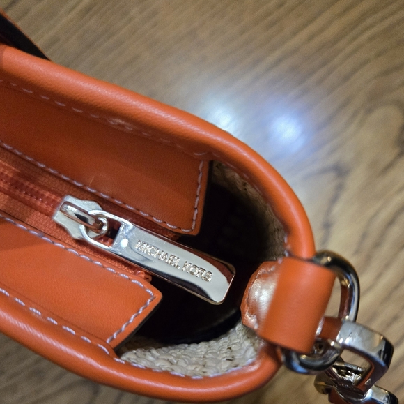 Michael Kors Vibrant Orange and Tan Crossbody Bag - Picture 2 of 8